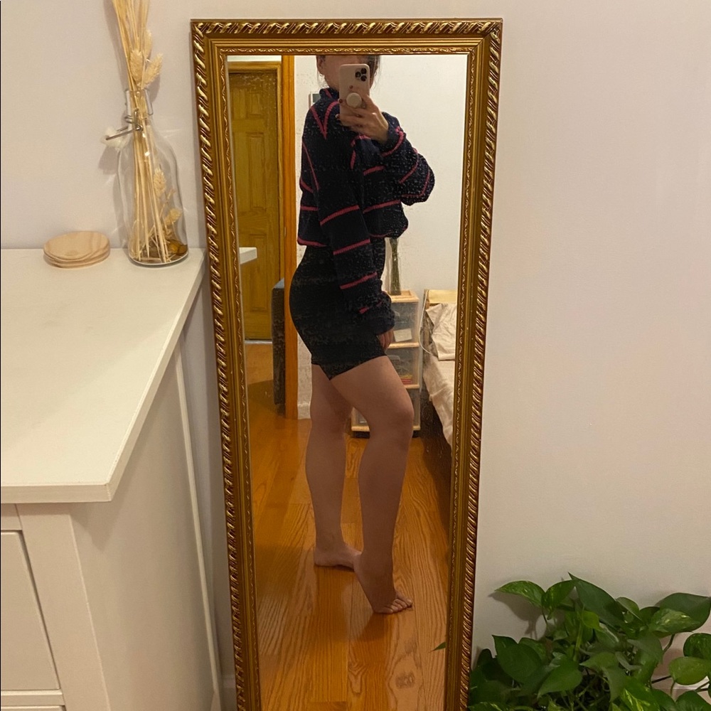 ABOUND SWEATER